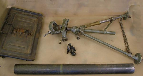 U.S. WWII 81mm Mortar Parts Set Original Items