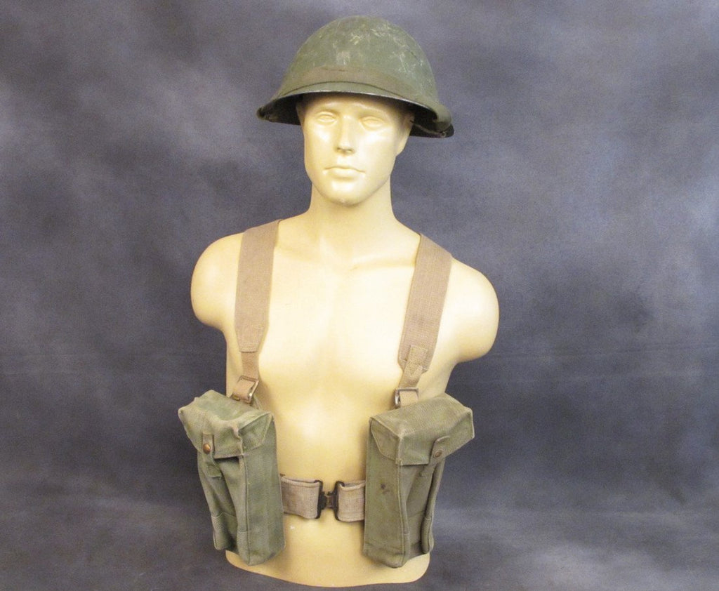 British WWII Dated P44 Tommy Web Set Original Items