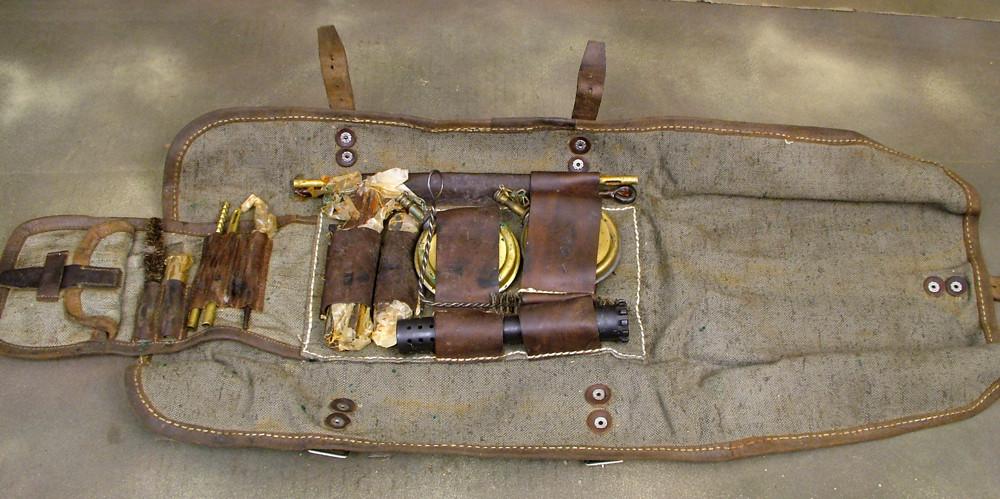 ZB 30 Transit Chest w/ Spare Barrel & Accessories Original Items