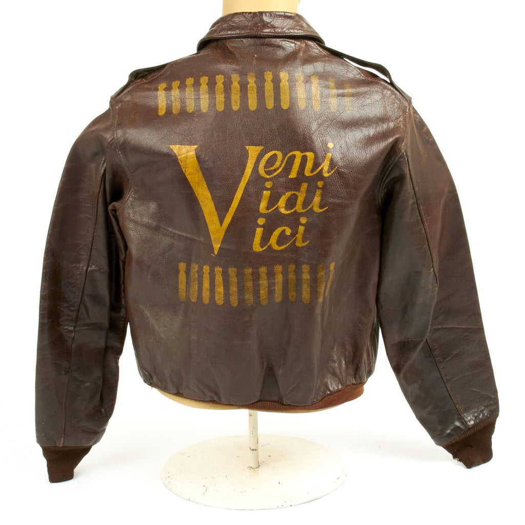 Original U.S. WWII B-17 Bomber Veni Vidi Vici A-2 Flight Jacket (Size 42) Original Items
