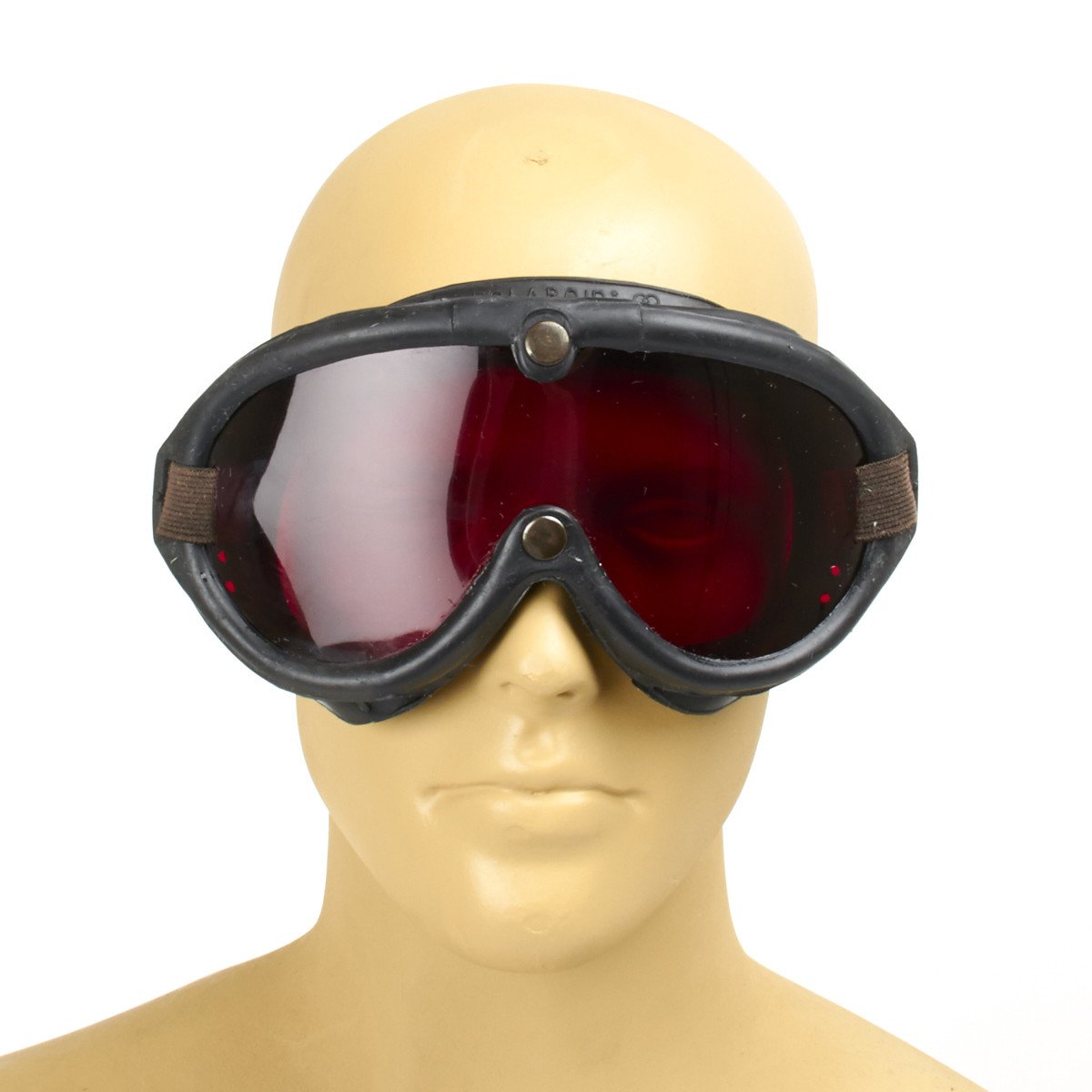 m1944 goggles Original British WWII Type B8/M1944 Night Adaptation Goggle by Polaroid – International Military Antiques