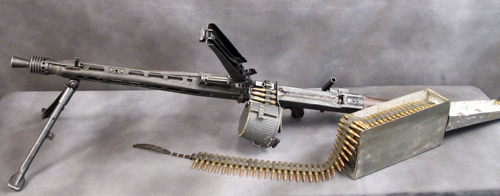 German MG34 & MG42: 50 Round Belt, Starter Tab & 52 Dummy 8mm Cartridges Original Items