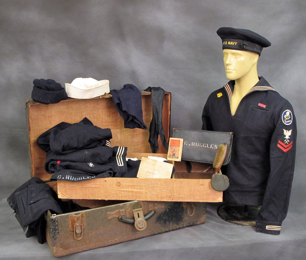 U.S. WWII Navy Seabee Uniform Set & Original Foot Locker Original Items