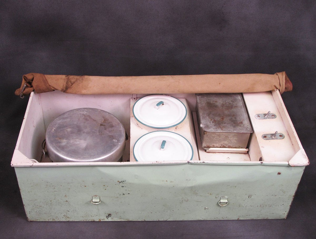 U.S. WWII AAF B-17 Bomber Crewman Galley Kit Original Items