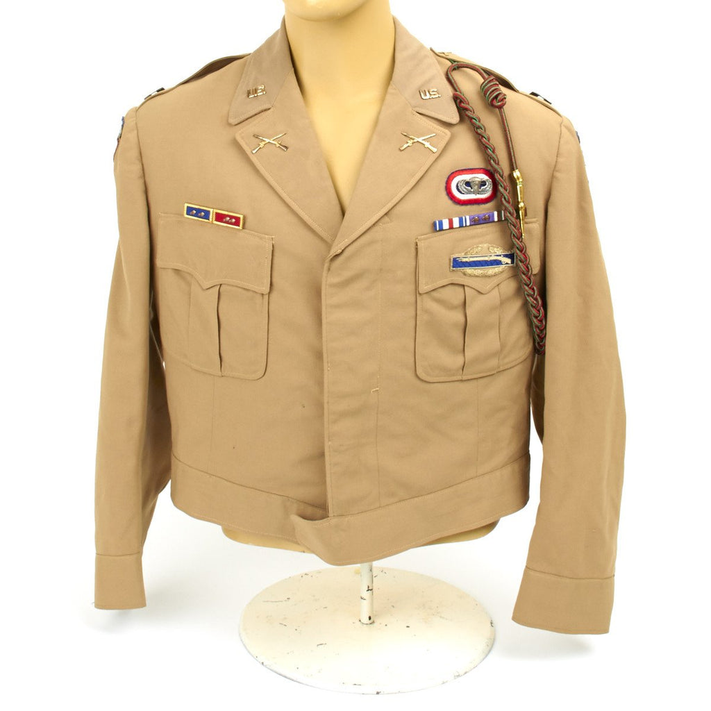 Original U.S. WWII 82nd Airborne Division Captain Khaki Jacket Original Items