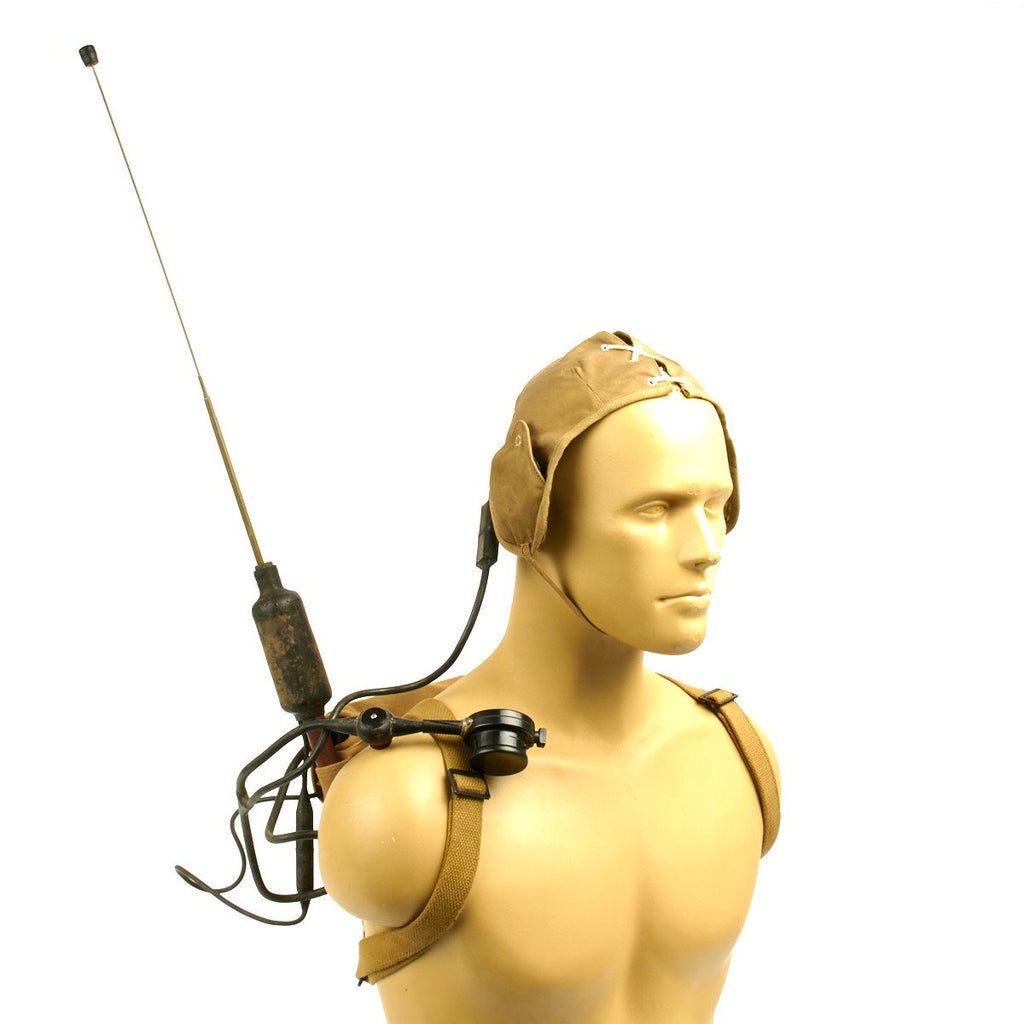 Original U.S. WWII Marine Paratrooper MAB Portable and Mobile Transmitter Radio - The Para-Talkie Original Items