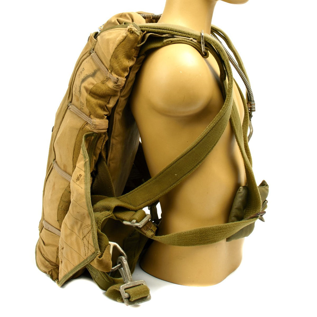 Original U.S. WWII USAAF Pilot B-9 Parachute by Reliance Mfg. Co. Dated 1944 Original Items