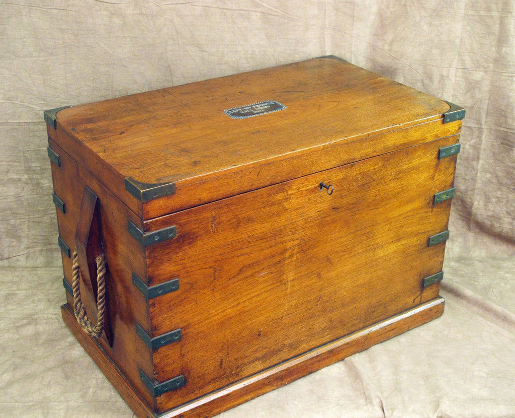 Original British Naval Named Captains Chest from the H.M.S. SIRIUS, Dated 1802 Original Items